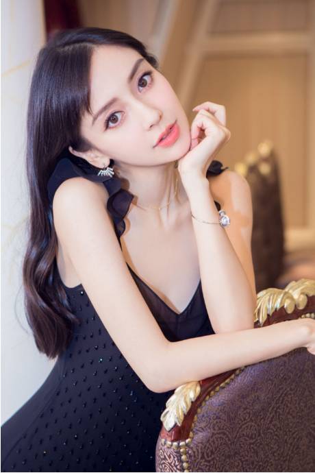 微博热搜榜angelababy,微博热搜榜上的Angelababy，实证分析解析说明,安全设计解析策略_诏版39.55.29